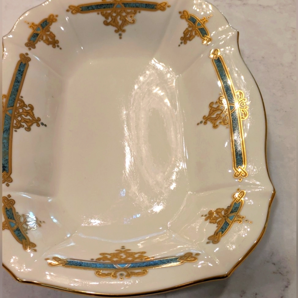 Lenox Oval Dining Porcelain Tray Color White Green Gold Size 12 3/4" x 8"5" New
